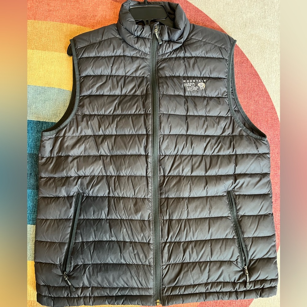 Mountain Hardware Men’s L Grey Down Puffer Vest